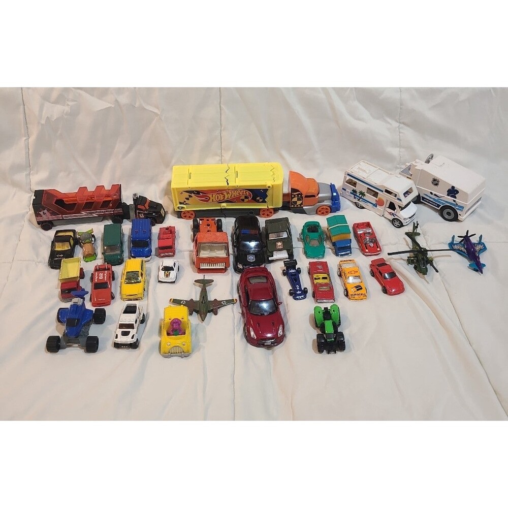 Assorted Car Lot